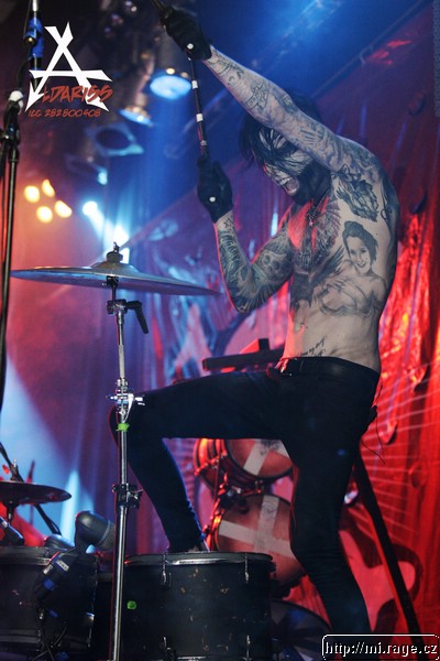 Combichrist 18 Abaton,Praha 14.3.2010 by Aldariss.jpg