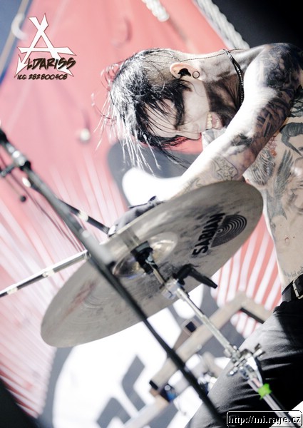 Combichrist 19 Abaton,Praha 14.3.2010 by Aldariss.jpg