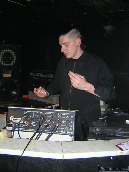DSCN9022.JPG