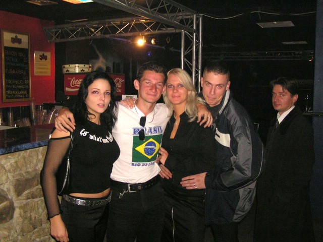 09.jpg