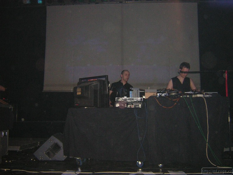DSCN9987.JPG
